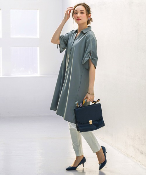 BELLUNA（ベルーナ）の「袖リボンスキッパーシャツワンピース（シャツワンピース・レディース・ネイビー/ブルーグレー/モカ/テラコッタ・MEDIUM/LARGE/X-LARGE）」の5枚目の写真