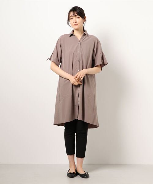 BELLUNA（ベルーナ）の「袖リボンスキッパーシャツワンピース（シャツワンピース・レディース・ネイビー/ブルーグレー/モカ/テラコッタ・MEDIUM/LARGE/X-LARGE）」の16枚目の写真