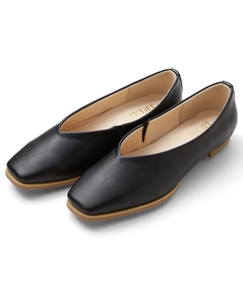 IEDIT(イディット)の「IEDIT スニーカー以上パンプス未満のミズ・アメプルーフシートが内蔵加工されたフラットシューズ(パンプス・レディース・レッド/ブラック/グレー系その他・1/2/4/6/3/5)」の8枚目の写真