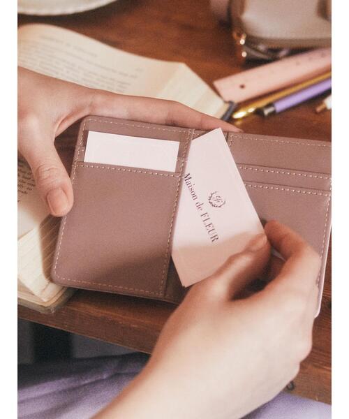 Maison de FLEUR（メゾンドフルール）の「パールビジュー合皮