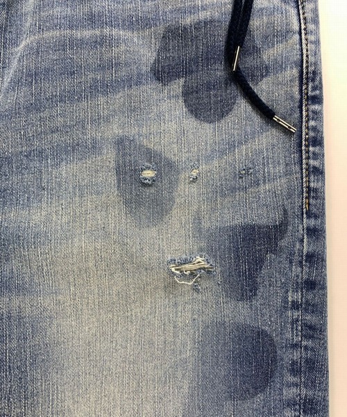 surt（サート）の「SURT/サート/ワッペンカスタムデニム（デニムパンツ・メンズ・インディゴブルー・SMALL/MEDIUM/LARGE/X-LARGE/X-SMALL）」の2枚目の写真
