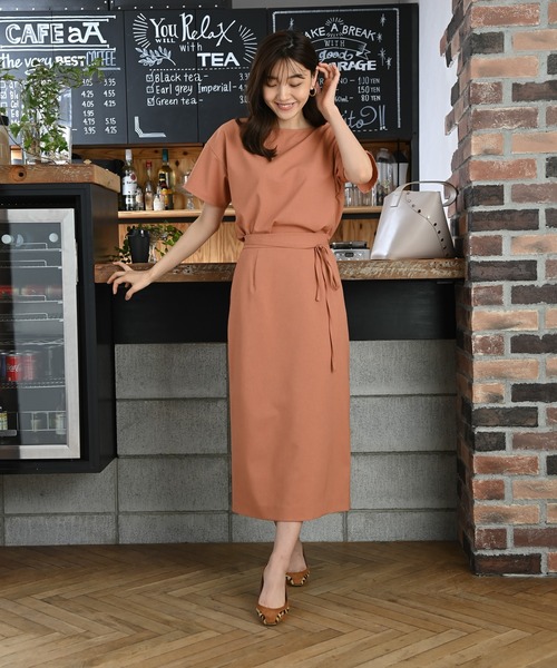 Rewde（ルゥデ）の「【スタイリストコラボ商品・雑誌掲載】リネンライクタイトスカート（1R10-05212）（スカート・レディース・ベージュ/ネイビー/カーキ/オレンジ・M）」の11枚目の写真