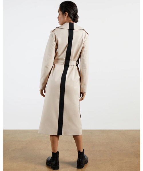 Ted Baker（テッドベーカー）の「DAESTI コントラストカラー トレンチ