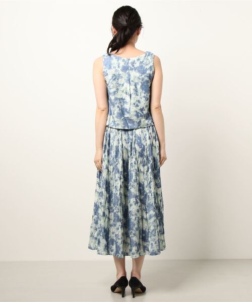 Cepica（セピカ）の「タイダイプリーツ切り替えワンピース（ワンピース・レディース・ブルー・FREE）」の2枚目の写真