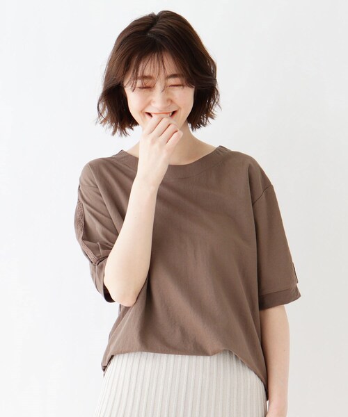 DRESKIP（ドレスキップ）の「◆肩レースパフ袖Tシャツ（Tシャツ/カットソー・レディース・ブラック/ダークブラウン/オフホワイト/グリーン系・02/03/04）」の3枚目の写真