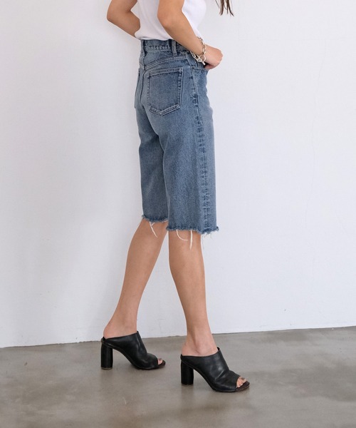 AKTE（アクテ）の「デニムハーフパンツ（デニムパンツ・レディース・ブルー/ブラック・1/2）」の7枚目の写真