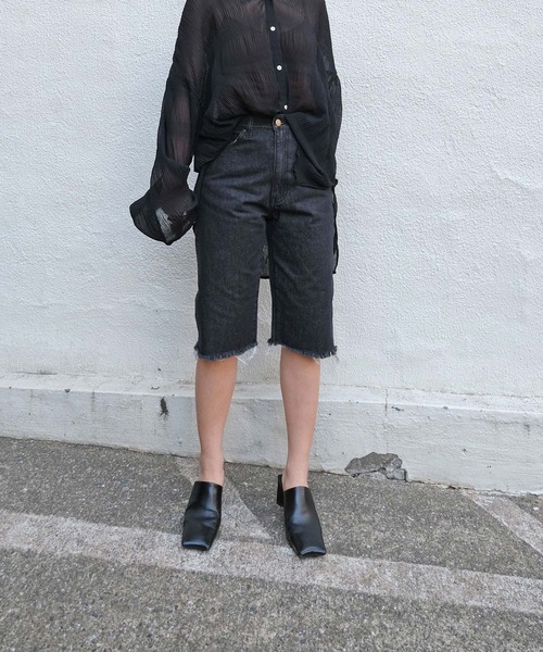 AKTE（アクテ）の「デニムハーフパンツ（デニムパンツ・レディース・ブルー/ブラック・1/2）」の13枚目の写真