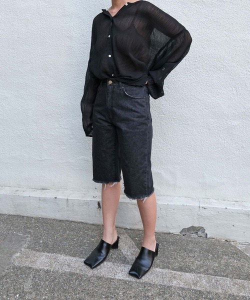 AKTE（アクテ）の「デニムハーフパンツ（デニムパンツ・レディース・ブルー/ブラック・1/2）」の19枚目の写真