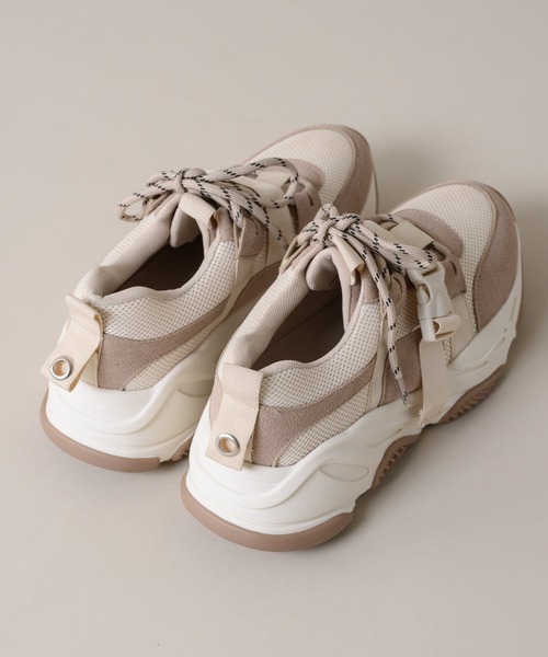 moi tytto（モイテュット）の「淡色ダッドスニーカー（スニーカー・レディース・ベージュ/ナチュラル・SMALL/MEDIUM/LARGE）」の7枚目の写真