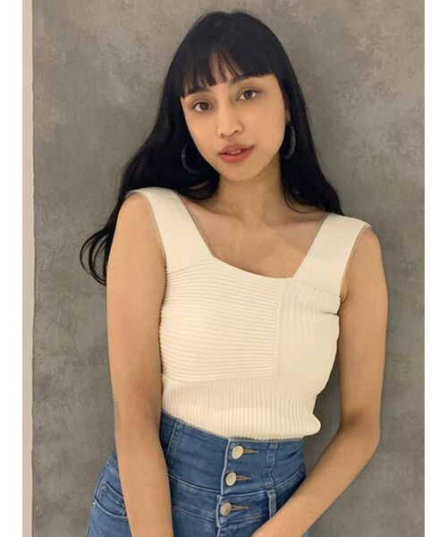 EMODA（エモダ）の「ボクシーニットトップ（ニット/セーター・レディース・ホワイト/ブルー/ブラウン/ブラック・FREE）」の6枚目の写真