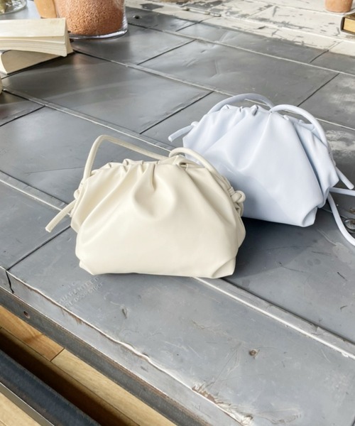 Heather（ヘザー）の「ギャザーミニショルダー　958030（ショルダーバッグ・レディース・アイボリー/ブルー/ゼブラ・ONE SIZE）」の2枚目の写真