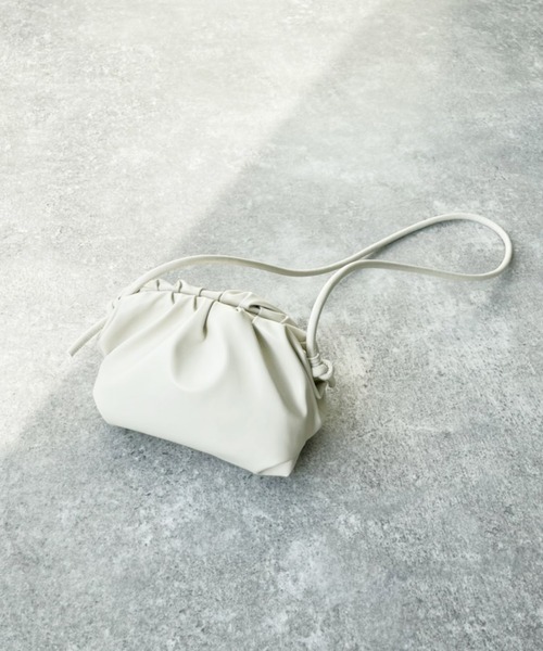 Heather（ヘザー）の「ギャザーミニショルダー　958030（ショルダーバッグ・レディース・アイボリー/ブルー/ゼブラ・ONE SIZE）」の8枚目の写真