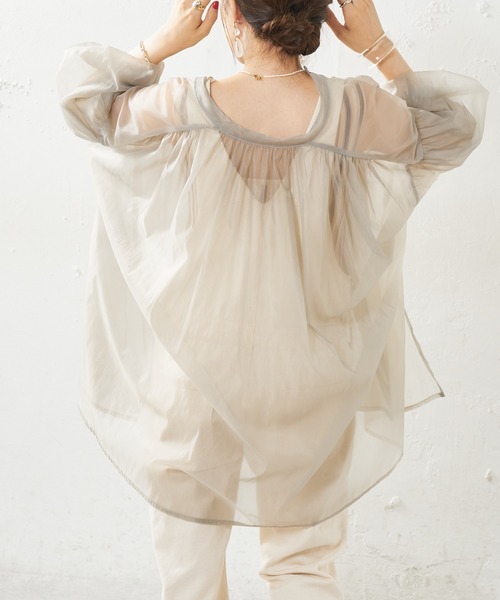 DISCOAT（ディスコート）の「【ZOZO限定】オーガンジーバックギャザーブラウス（シャツ/ブラウス・レディース・ホワイト/ブラック/グレー・FREE）」の10枚目の写真