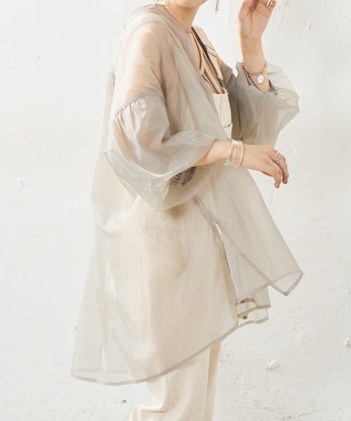 DISCOAT（ディスコート）の「【ZOZO限定】オーガンジーバックギャザーブラウス（シャツ/ブラウス・レディース・ホワイト/ブラック/グレー・FREE）」の4枚目の写真