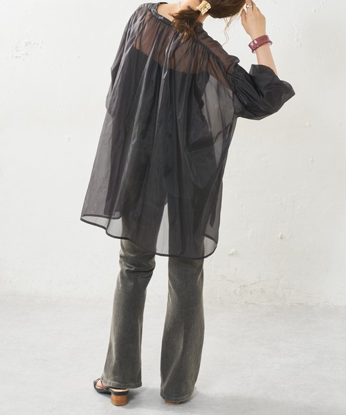 DISCOAT（ディスコート）の「【ZOZO限定】オーガンジーバックギャザーブラウス（シャツ/ブラウス・レディース・ホワイト/ブラック/グレー・FREE）」の18枚目の写真