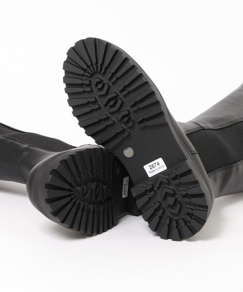 Shoes in Closet（シューズインクローゼット）の「【Shoes in Closet ＋ (プラス)】ボリューム  トラックソール 厚底 ロング丈 ブーツ 2674（ブーツ・レディース・ブラック・LL/S/M/L）」の2枚目の写真