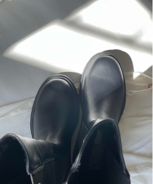 Shoes in Closet（シューズインクローゼット）の「【Shoes in Closet ＋ (プラス)】ボリューム  トラックソール 厚底 ロング丈 ブーツ 2674（ブーツ・レディース・ブラック・LL/S/M/L）」の7枚目の写真