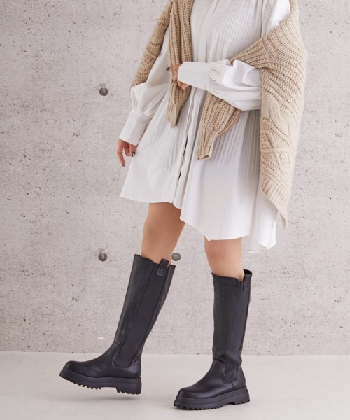 Shoes in Closet（シューズインクローゼット）の「【Shoes in Closet ＋ (プラス)】ボリューム  トラックソール 厚底 ロング丈 ブーツ 2674（ブーツ・レディース・ブラック・LL/S/M/L）」の9枚目の写真