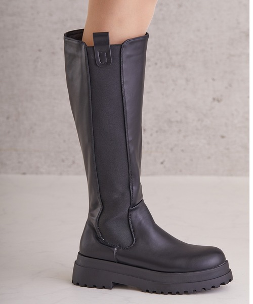 Shoes in Closet（シューズインクローゼット）の「【Shoes in Closet ＋ (プラス)】ボリューム  トラックソール 厚底 ロング丈 ブーツ 2674（ブーツ・レディース・ブラック・LL/S/M/L）」の20枚目の写真