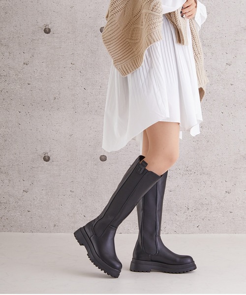 Shoes in Closet（シューズインクローゼット）の「【Shoes in Closet ＋ (プラス)】ボリューム  トラックソール 厚底 ロング丈 ブーツ 2674（ブーツ・レディース・ブラック・LL/S/M/L）」の22枚目の写真