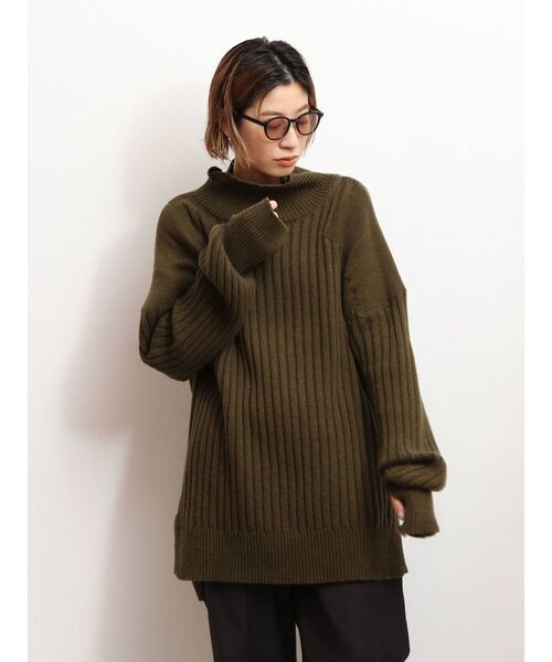 Ungrid（アングリッド）の「ハイネックミリタリーデザインニット（ニット/セーター・レディース・アイボリー/カーキ/チャコールグレー・FREE）」の10枚目の写真