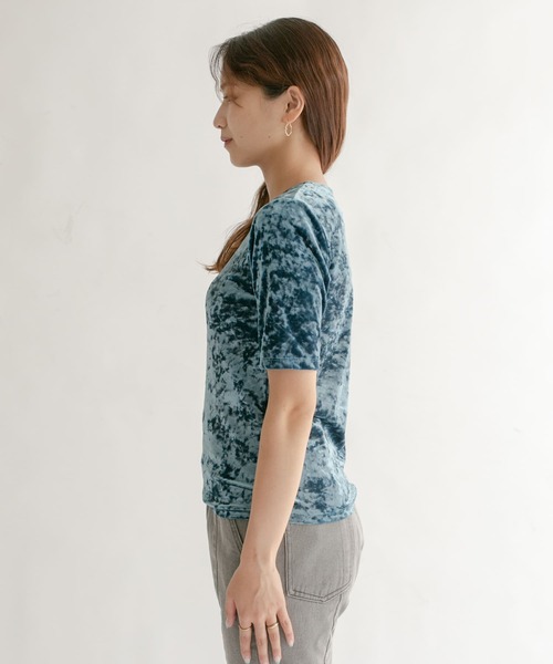 KBF（ケイビーエフ）の「コンパクトベロアTシャツ（Tシャツ/カットソー・レディース・ダークブラウン/ベージュ系その他/ブルー系その他・ONE）」の13枚目の写真