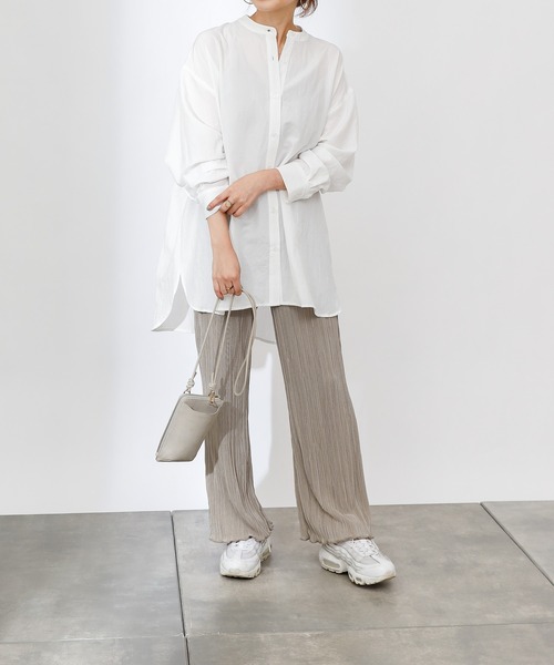 COLONY 2139（コロニートゥーワンスリーナイン）の「エステルワッシャーバンドカラー長袖シャツ（シャツ/ブラウス・レディース・グレー/モカ/オフホワイト・LARGE/MEDIUM）」の8枚目の写真