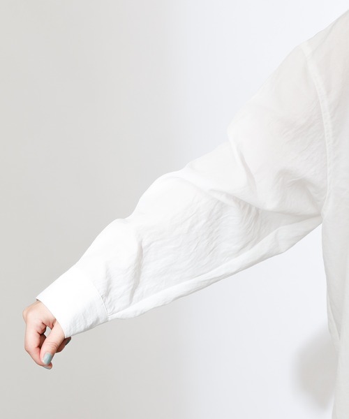 COLONY 2139（コロニートゥーワンスリーナイン）の「エステルワッシャーバンドカラー長袖シャツ（シャツ/ブラウス・レディース・グレー/モカ/オフホワイト・LARGE/MEDIUM）」の11枚目の写真