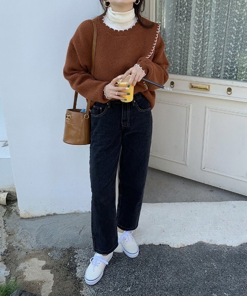 yuue' ( wear )(ユーイ)の「ハンドステッチ風 フリル配色 ロングスリーブ ニット(ニット/セーター・レディース・ベージュ/ブラウン/オフホワイト・FREE)」の6枚目の写真