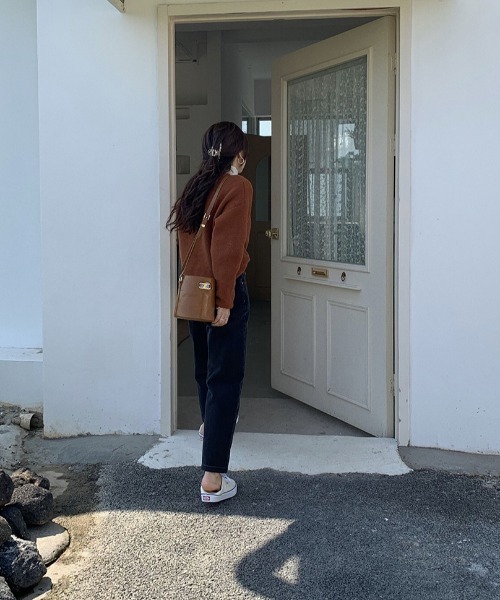 yuue' ( wear )(ユーイ)の「ハンドステッチ風 フリル配色 ロングスリーブ ニット(ニット/セーター・レディース・ベージュ/ブラウン/オフホワイト・FREE)」の13枚目の写真