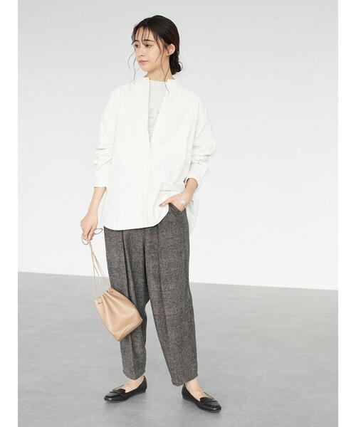 CRAFT STANDARD BOUTIQUE（クラフトスタンダードブティック）の「センタープレスコクーンパンツ　＊（スラックス・レディース・チャコールグレー/ブラウン・FREE）」の9枚目の写真