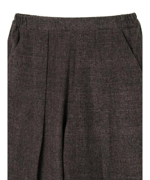 CRAFT STANDARD BOUTIQUE（クラフトスタンダードブティック）の「センタープレスコクーンパンツ　＊（スラックス・レディース・チャコールグレー/ブラウン・FREE）」の21枚目の写真