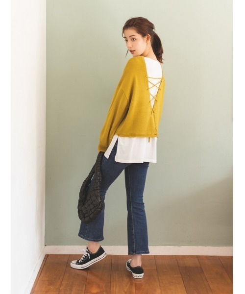 fifth calin（フィフスカラン）の「裾フレアシンプル柔らかデニム（デニムパンツ・レディース・ブラック/ブルー・MEDIUM）」の22枚目の写真