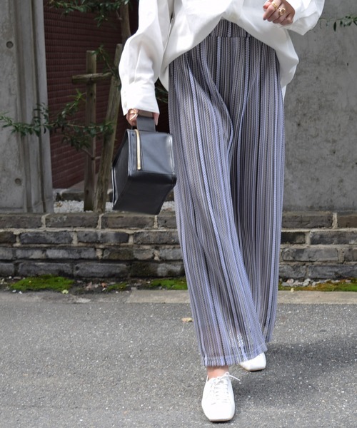 Marient（マリエント）の「メッシュストライプPT/リラックスパンツ（その他パンツ・レディース・グレー/ネイビー・FREE）」の4枚目の写真