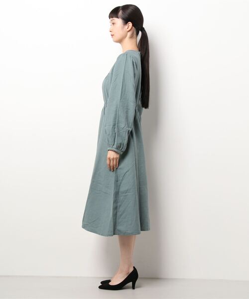 ehka sopo（エヘカソポ）の「花刺繍レースワンピース（ワンピース・レディース・チャコール/ミント/キャメル・ﾌﾘ-）」の4枚目の写真