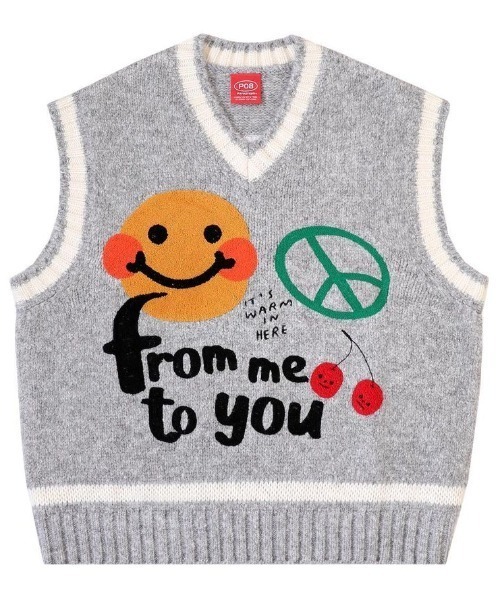 Paragraph（パラグラフ）の「A'GEM/9 × .kom『paragraph/パラグラフ』Smile Team Logo Knit Vest / スマイルチームロゴ ニットベスト（ベスト・メンズ・グレー/アイボリー/ブルー・FREE）」の8枚目の写真