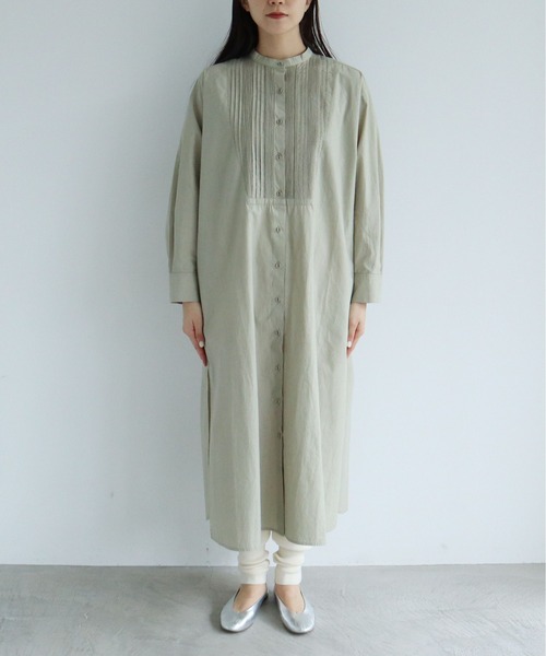 yuni（ユニ　）の「インドピンタック　Iラインシャツワンピース（シャツワンピース・レディース・モスグリーン/ホワイト/サックスブルー・FREE）」の15枚目の写真