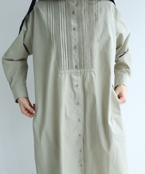 yuni（ユニ　）の「インドピンタック　Iラインシャツワンピース（シャツワンピース・レディース・モスグリーン/ホワイト/サックスブルー・FREE）」の20枚目の写真