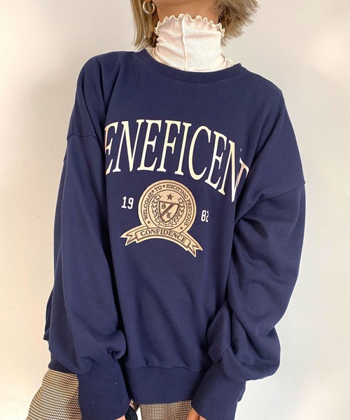 MLI'A（エムリア）の「古着風クロップドロゴスウェット（スウェット・レディース・ネイビー/ネイビー系1/ベージュ系3/ライトグリーン系/ライトグリーン/オートミール・M）」の15枚目の写真