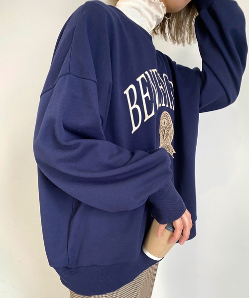 MLI'A（エムリア）の「古着風クロップドロゴスウェット（スウェット・レディース・ネイビー/ネイビー系1/ベージュ系3/ライトグリーン系/ライトグリーン/オートミール・M）」の11枚目の写真