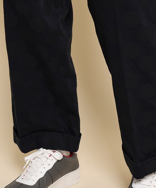 40ｃｔ＆525（フォーティーカラッツアンドゴーニーゴ）の「側章デザイン デニムスラックス（その他パンツ・メンズ・アイボリー/ネイビー系8・01/02/03/04）」の9枚目の写真