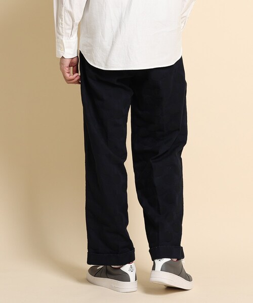 40ｃｔ＆525（フォーティーカラッツアンドゴーニーゴ）の「側章デザイン デニムスラックス（その他パンツ・メンズ・アイボリー/ネイビー系8・01/02/03/04）」の13枚目の写真