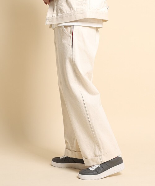 40ｃｔ＆525（フォーティーカラッツアンドゴーニーゴ）の「側章デザイン デニムスラックス（その他パンツ・メンズ・アイボリー/ネイビー系8・01/02/03/04）」の15枚目の写真