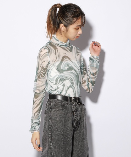 PBLIM（ページボーイリム）の「PAGEBOYLIM/シアーハイネック（シャツ/ブラウス・レディース・ブラック/グリーン系その他/オレンジ/ブルー・FREE）」の13枚目の写真