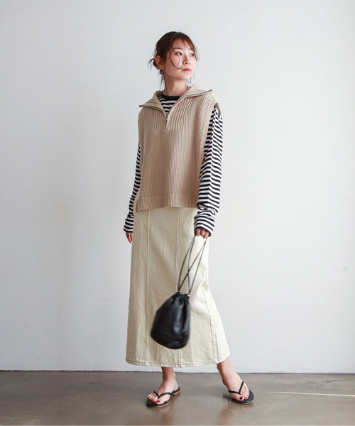 feepur（フェピュール）の「デニムカマーバンドタイトスカート（デニムスカート・レディース・ブラック/アイボリー/シルバーグレー・SMALL/MEDIUM）」の5枚目の写真