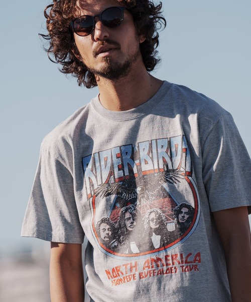 CAMBIO（カンビオ）の「mt7674- プリントT（Fictitiousバンド） Tシャツ（Tシャツ/カットソー・メンズ・杢グレー/ベージュ系その他/スミクロ・S/M/L/XL）」の16枚目の写真