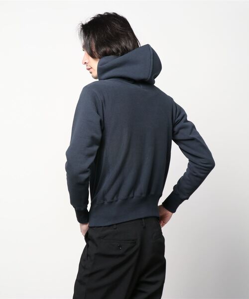 Champion（チャンピオン）の「CHAMPION REVERSE WEAVE HOODED SWEATSHIRT C5-U108（パーカー・レディース・ネイビー・SMALL）」の3枚目の写真
