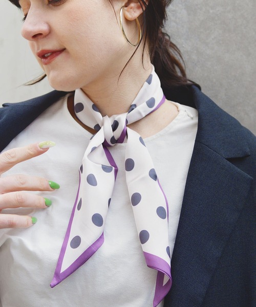 ma chere Cosette?（マシェールコゼット）の「ドット柄ツイリースカーフ（バンダナ/スカーフ・レディース・ホワイト系その他/ブラック系その他/ホワイト・FREE）」の2枚目の写真