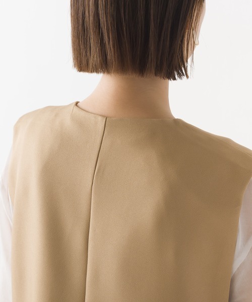 OMNES（オムネス）の「ノーカラーオープンサイドロングジレ（ベスト・レディース・ブラック/ベージュ/ライトカーキ・FREE）」の8枚目の写真