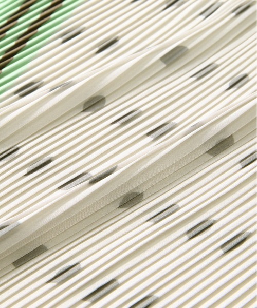 N.（N. Natural Beauty Basic）（エヌエヌナチュラルビューティーベーシック）の「ドット柄プリーツスカーフ（ストール/ショール・レディース・ホワイト系その他/ブラウン系その他・ﾌﾘ-）」の5枚目の写真